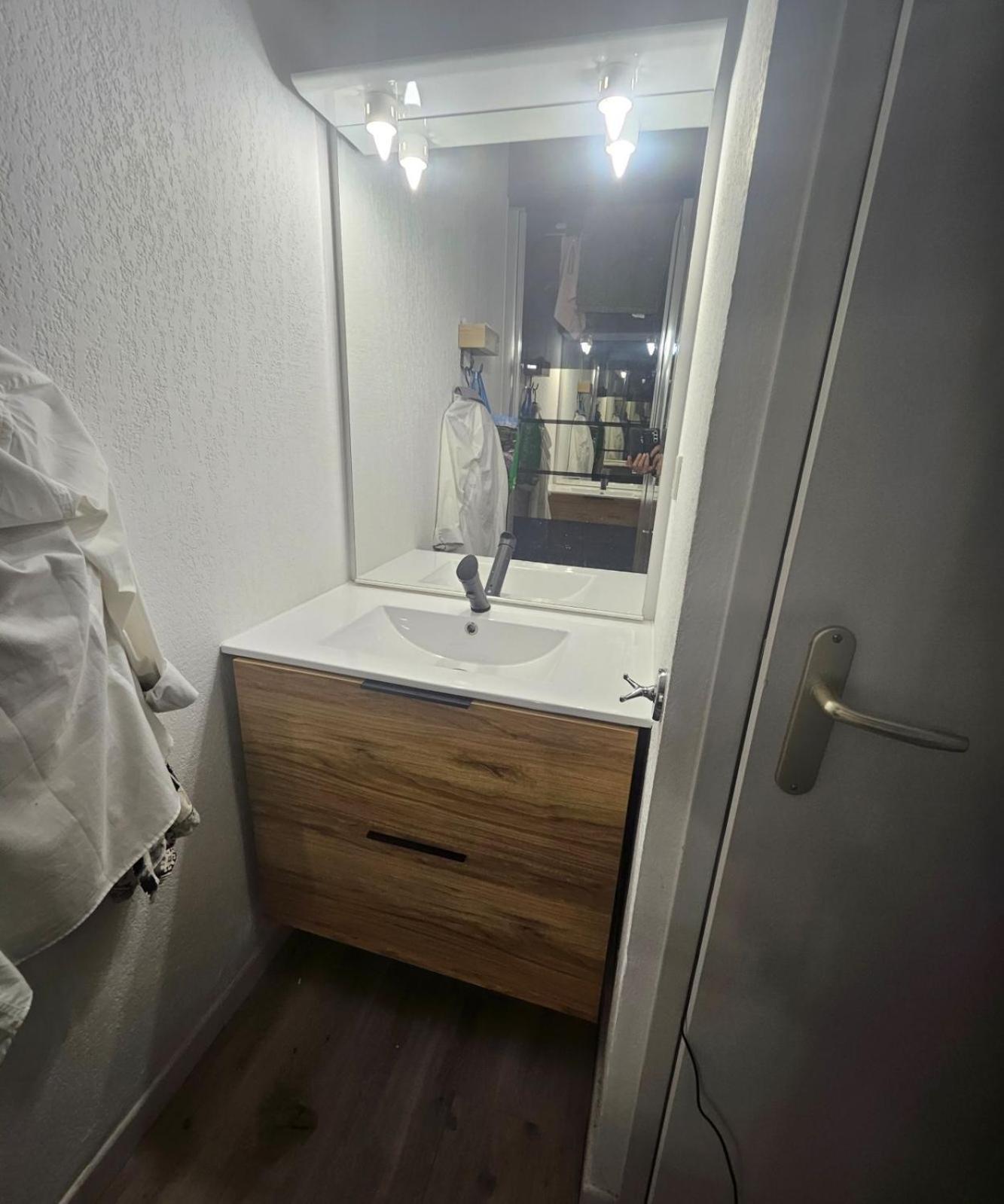 Maison Plain Pied Avec Climatisation Dans Une Residence Privee Avec Piscine Saint-Saturnin-lès-Avignon Exteriér fotografie